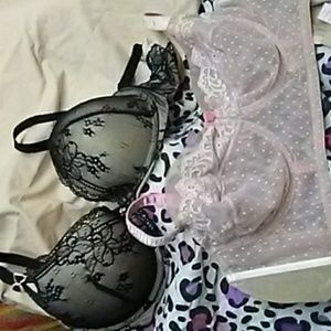 36DD bra bundle